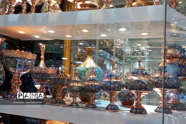 بازار صنایع‌دستی اصفهان