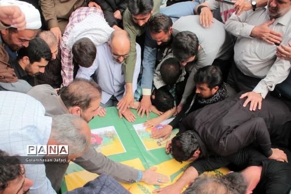 تشییع دو شهید مدافع حرم «زینبیون» در قم