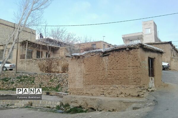 طبیعت بهاری و جاذبه‌های دیدنی روستای عمارت