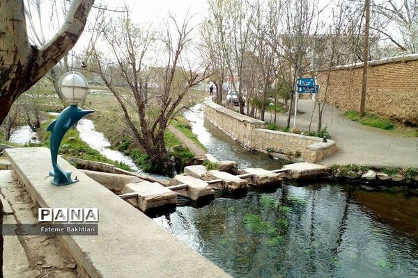 طبیعت بهاری و جاذبه‌های دیدنی روستای عمارت