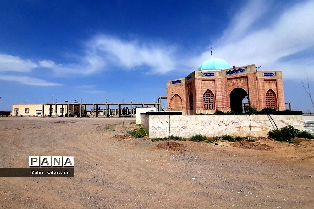 مقبره علامه و عارف بزرگ‌، محمد تقی بهلول گنابادی