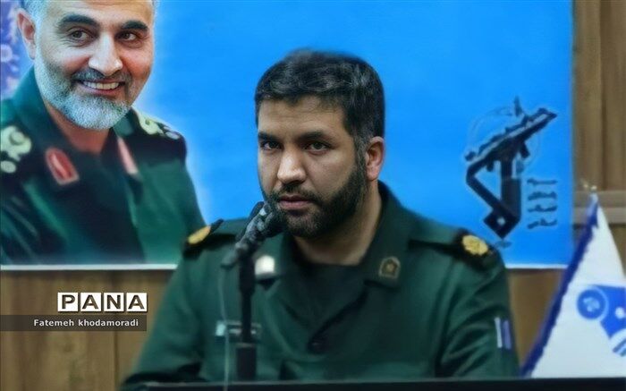 ایجاد ایستگاه‌های تذکر لسانی در اماکن توریستی شیراز