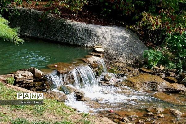 طبیعت زیبای منطقه دربند تهران، در سیزدهم فروردین