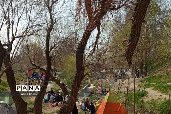 دهکده تفریحی و گردشگری باغستان کرج در روز سیزده فروردین
