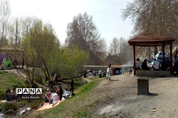 دهکده تفریحی و گردشگری باغستان کرج در روز سیزده فروردین
