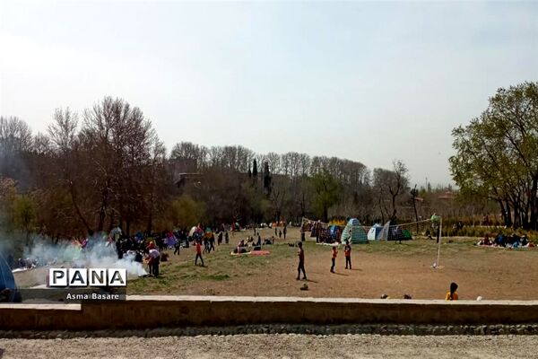 دهکده تفریحی و گردشگری باغستان کرج در روز سیزده فروردین