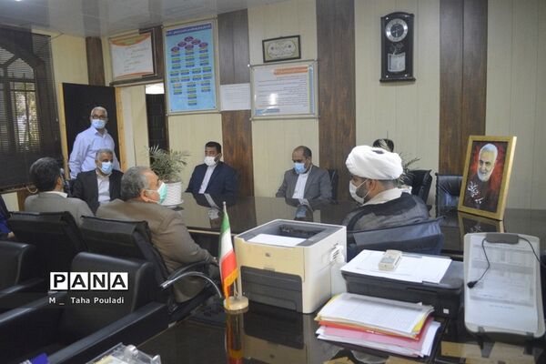 بازگشت به آموزش حضوری در دبیرستان شهید مصطفی خمینی بوشهر