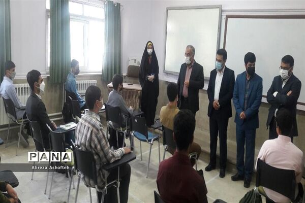 بازدید سر زده مدیرکل آموزش و پرورش از مدارس شیراز