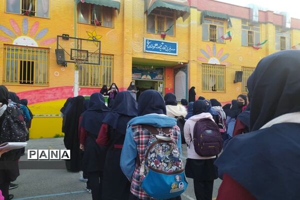 رنگ و بوی پاییزی با حضور دانش‌آموزان در مدارس