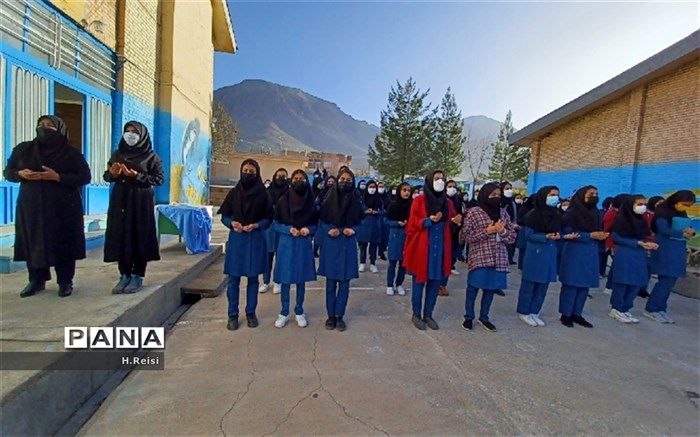 بوی ماه مهر در ماه فروردین