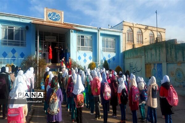 حضور حداکثری دانش‌آموزان در اولین روز آموزش حضوری در فیروزکوه