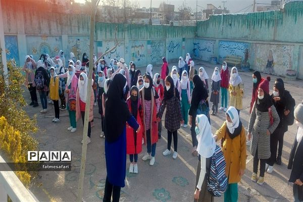 حضور حداکثری دانش‌آموزان در اولین روز آموزش حضوری در فیروزکوه