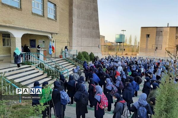 آموزش حضوری با حضور شاد دانش‌آموزان