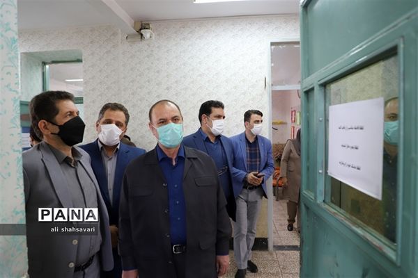 شور و شوق دانش‌آموزان کرمانشاهی در اولین روز آموزش حضوری