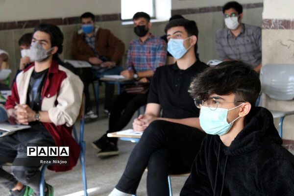 استقبال بی‌نظیر دانش‌آموزان بهارستانی از بازگشایی حضوری مدارس