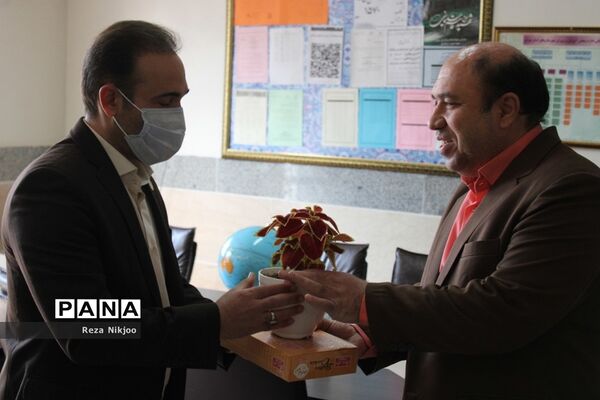 استقبال بی‌نظیر دانش‌آموزان بهارستانی از بازگشایی حضوری مدارس