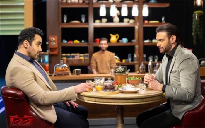 میزبانی امیرعلی دانایی از پوریا پورسرخ در برنامه «رخ به رخ»