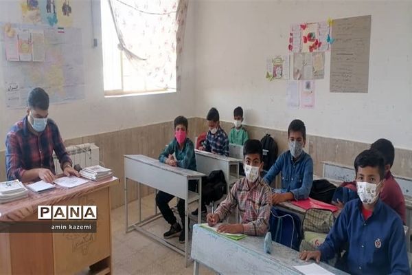 بازگشایی حضوری مدارس شهرستان داراب
