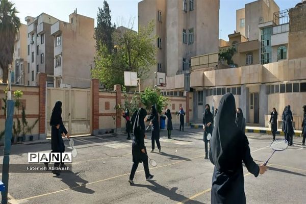 حضور دانش‌آموزان در مدرسه همراه با شور و نشاط اول مهر