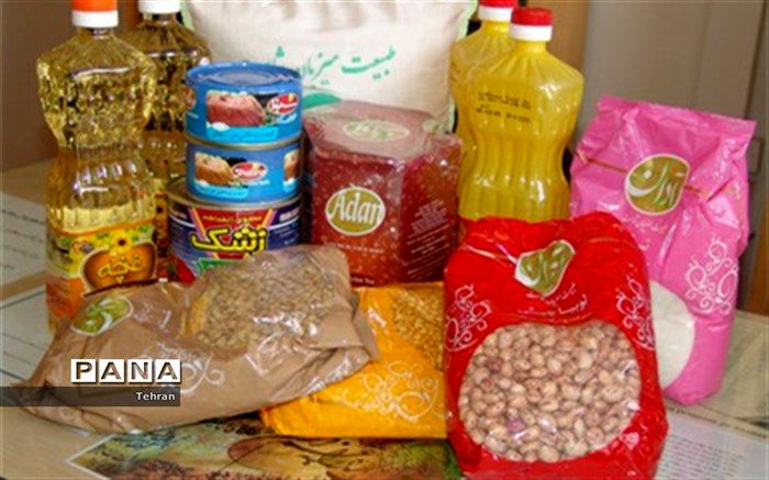 توزیع ۳۰ بسته معیشتی میان خانواده‌های بی‌بضاعت در منطقه ۱۴