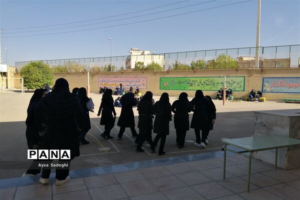 حال و هوای مدارس شیراز در سومین روز از حضوری‌شدن مدارس