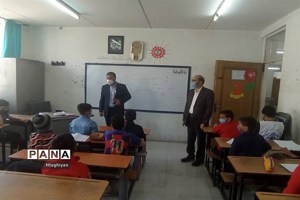 بازدید از مدارس ناحیه 5 استان اصفهان