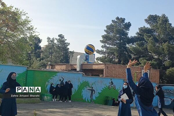 حال و هوای  سال نو در دبیرستان دخترانه حدیث کساء ناحیه یک ری