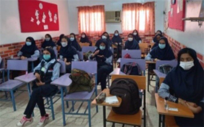 بازگشت دانش‌آموزان به مدرسه با کوله‌باری از تجربه‌های آموزش مجازی