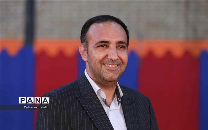 کسب رتبه برتر شهرستان قرچک در اجرای برنامه‌های بازگشت کامل به آموزش حضوری