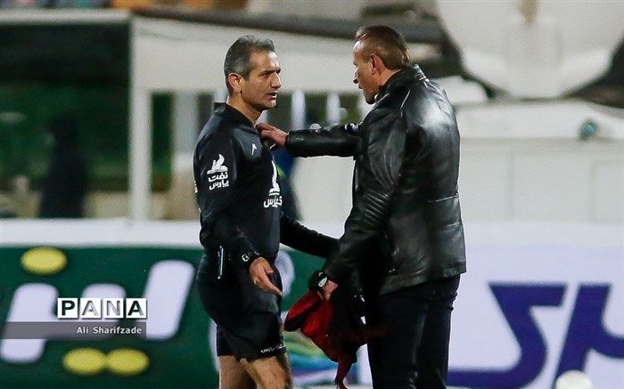 یحیی گل‌محمدی محروم می‌شود؟