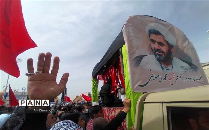 مراسم تشییع پیکر شهید محمد اصلانی در مشهد/فیلم