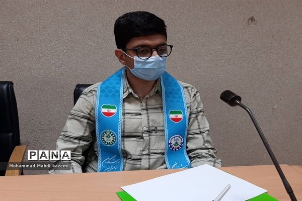 اولین مناظره دانش‌آموزان مدارس استثنایی با دانش‌آموزان منطقه ۱۳