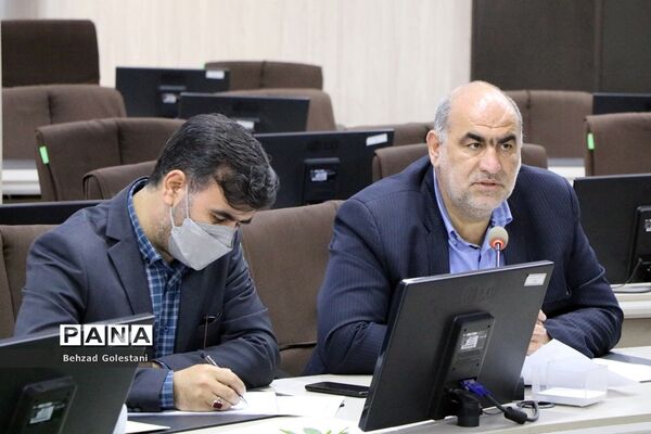 جلسه هماهنگی پوشاک مدارس آذربایجان غربی