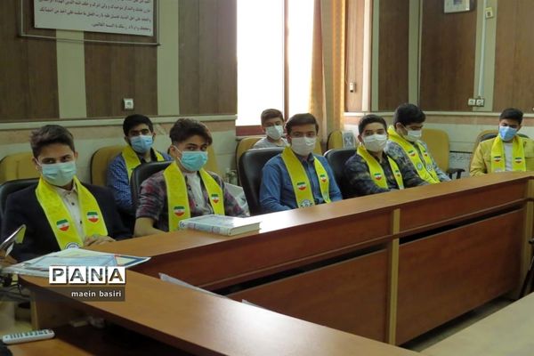 نشست هیات رئیسه دومین دوره مجلس دانش‌آموزی