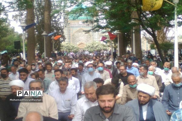 برپایی نماز باران در کاشمر