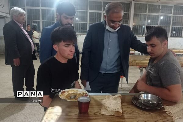 حضور سر زده مدیرکل آموزش و پرورش استان فارس از هنرستان شبانه‌روزی شهید مطهری آب باریک شیراز