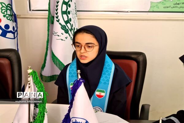 مناظره دانش‌آموزی با موضوع نقش آموزش مجازی در فعالیت‌های آموزشی و پرورشی مدارس