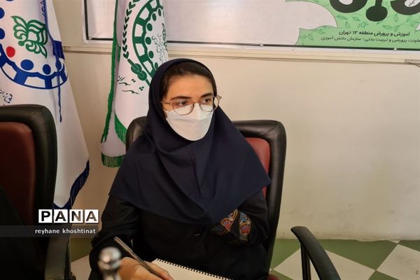 مناظره دانش‌آموزی با موضوع نقش آموزش مجازی در فعالیت‌های آموزشی و پرورشی مدارس