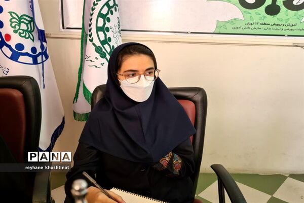 مناظره دانش‌آموزی با موضوع نقش آموزش مجازی در فعالیت‌های آموزشی و پرورشی مدارس