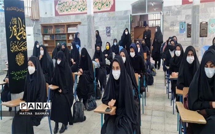 برگزاری مراسم‌های مذهبی در مدارس، آموزش‌های غیرمستقیم و مفید برای دانش‌آموز است