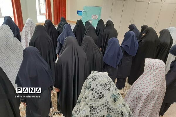 برگزاری نماز جماعت با بازگشایی مجدد مدارس