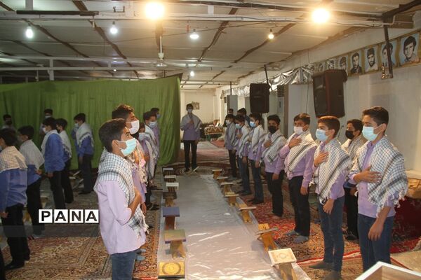 محفل انس با قرآن در دبیرستان شاهد امام جواد(ع) بهبهان