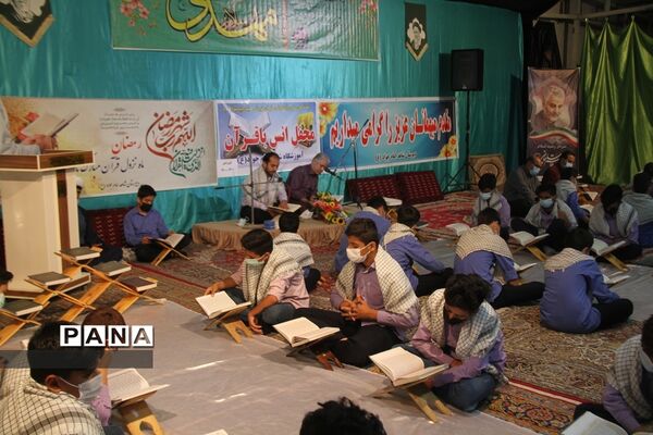 محفل انس با قرآن در دبیرستان شاهد امام جواد(ع) بهبهان