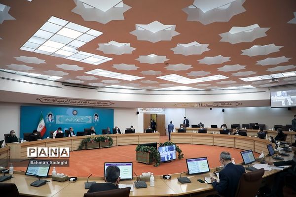 جلسه قرارگاه ستاد ملی مبارزه با کرونا