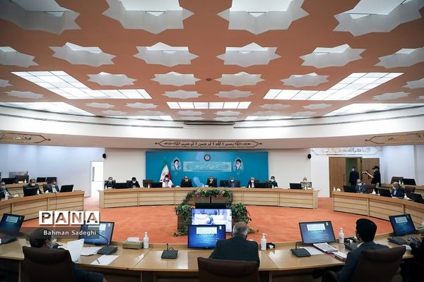 جلسه قرارگاه ستاد ملی مبارزه با کرونا