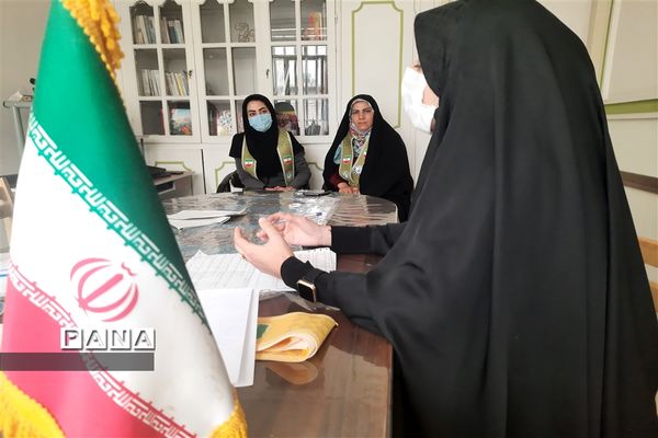 مرحله مقدماتی مناظره دانش‌آموزی شهر تهران