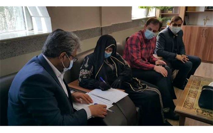 کمک دو میلیارد ریالی فرهنگی پیشکسوت نیشابوری به کلینیک فرهنگیان