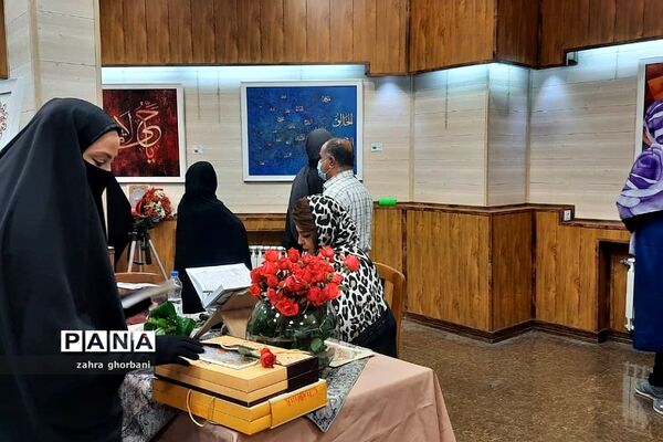نمایشگاه گروهی خط نقاشی «به‌ نام تو..» در شهرستان دماوند