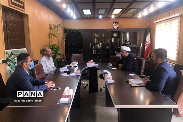دیدار مدیرکل اتحادیه انجمن‌های اسلامی شهرستان‌های استان تهران با مسئولان رودهن