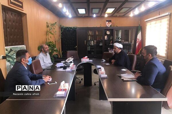 دیدار مدیرکل اتحادیه انجمن‌های اسلامی شهرستان‌های استان تهران با مسئولان رودهن